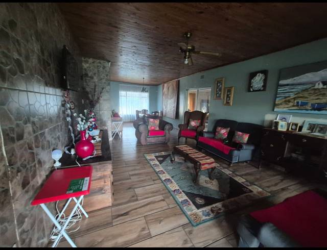 4 BEDROOM HOUSE FOR SALE IN DUNCANVILLE